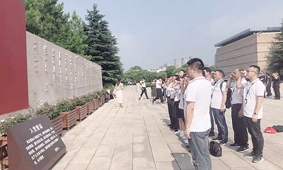 2019年7月4日，公司组织党员和工作者前往浙江嘉兴南湖中共一大旧址参观（二）